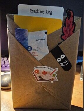 Blind Date With A Book- Ya Sci-Fi With Reading Lover Gift Box
